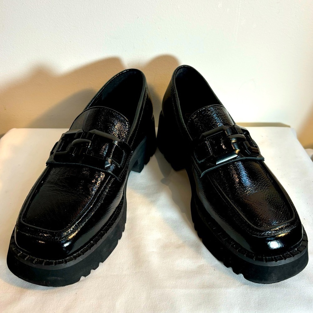 CARMELA Sz 37 Penny Loafers Chunky Sole Square Toe Patent Leather Slip On Shoes